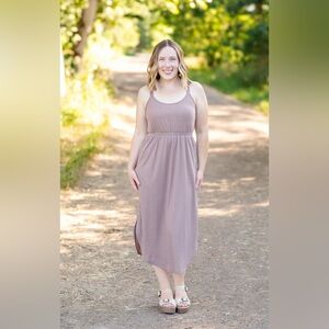 Michelle Mae Reagan Ribbed Midi Dress - Mocha